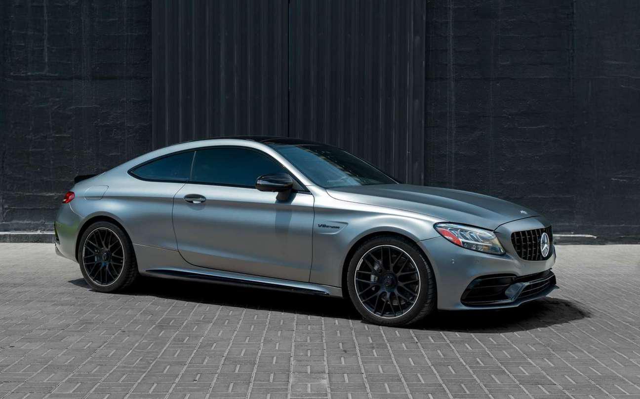 Rent MERCEDES MERCEDES BENZ AMG C63